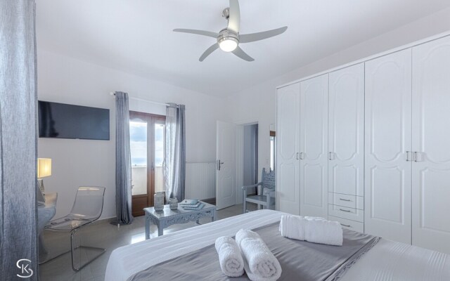 S&K Nayas Luxury Suite Santorini