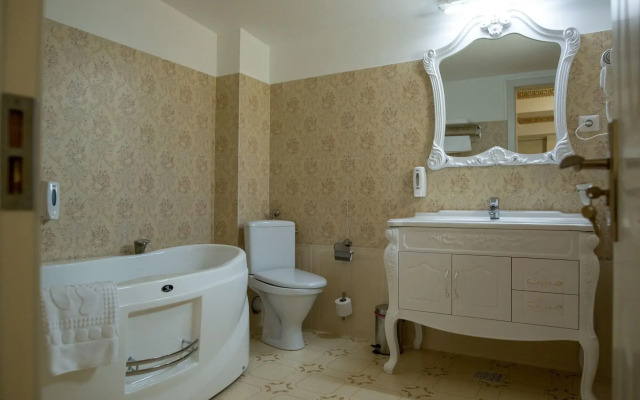 Hotel Helin Central