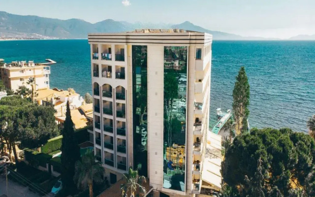Scala Nuova Beach Hotel