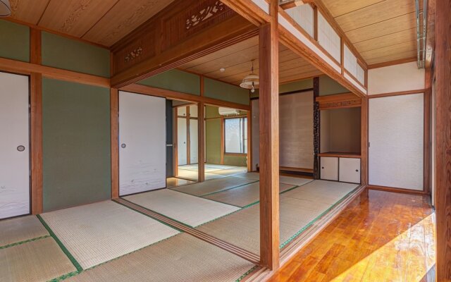 Sasayakanaouchi Shinjo Tarumizu