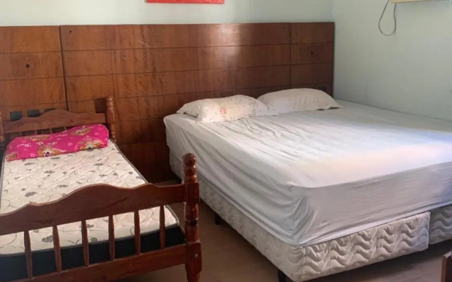 Casa Agradável há 80 metros praia toninhas