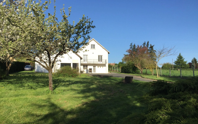 Maison et Table d'Hôtes Au Nom des Dames