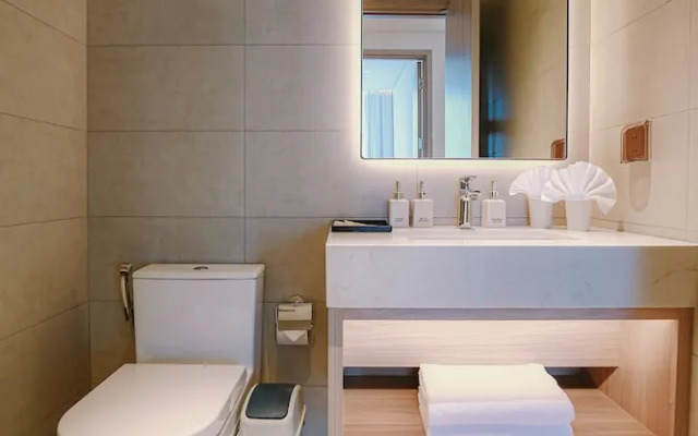 Ha Long Bay A La Carte Apartment By The O Residence
