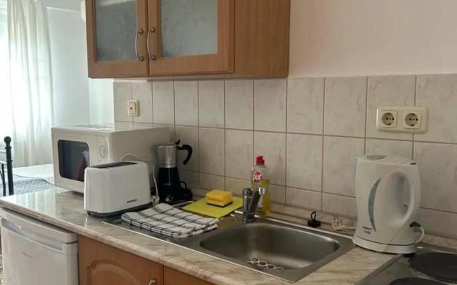 Alex Apartman
