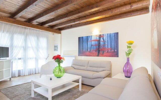 Holiday Home in San Severino Marche with Pool