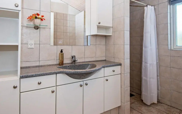 6 Person Holiday Home in Tarm