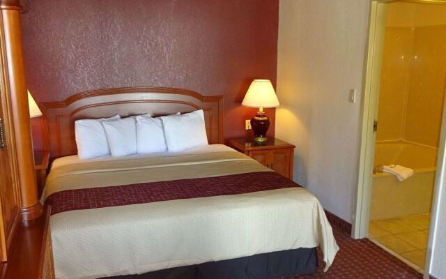 Red Roof Inn & Suites Statesboro - University