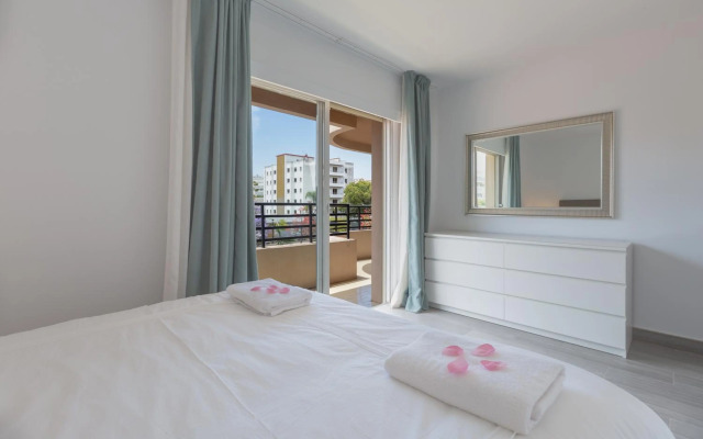 Marbella Suites