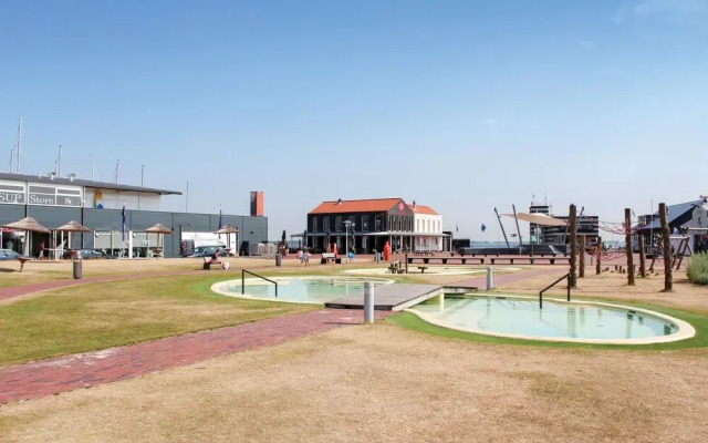 Stunning Home in Bruinisse With Wifi and 2 Bedrooms