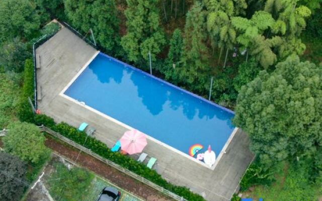 Yunshuiyu Moganshan Hot Spring Siheyuan Homestay