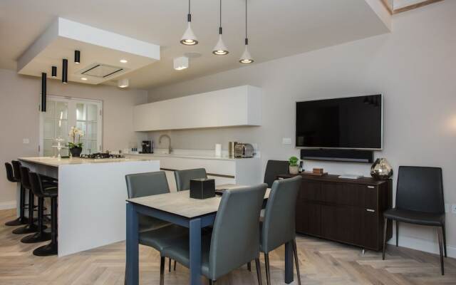 Stunning Deluxe 3 Bedroom House in Fitzrovia