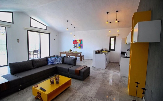 Villa Derin by Akdenizvillam