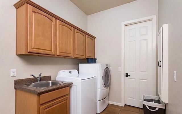 Palm Valley By Signature Vacation Rentals