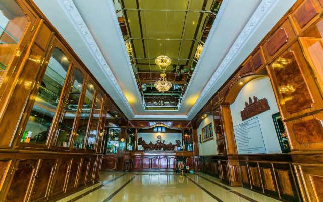 Star Hotel