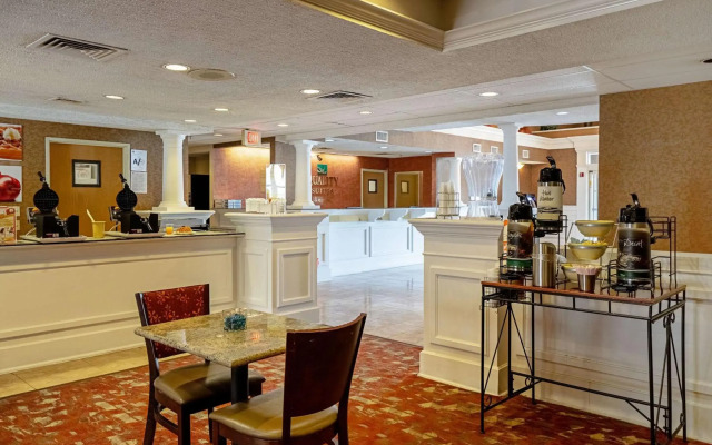Quality Suites San Antonio Northeast