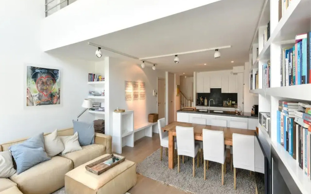 Duplex at Albert Beach With Stunning Sea Views