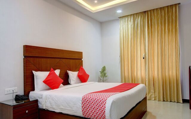 OYO 15703 Dream Star Paradise