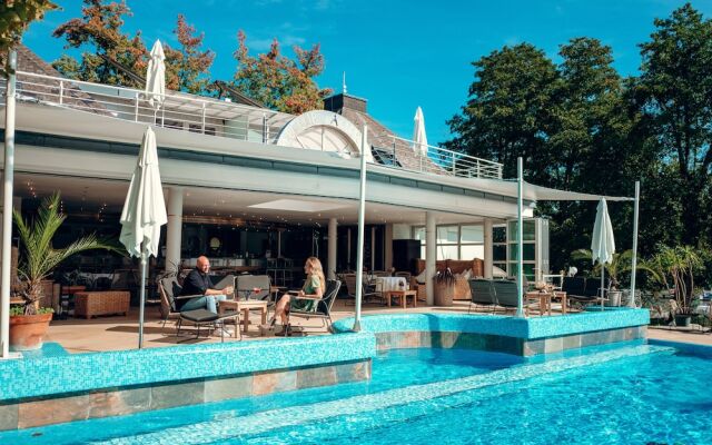 Amerika-Holzer Hotel Resort