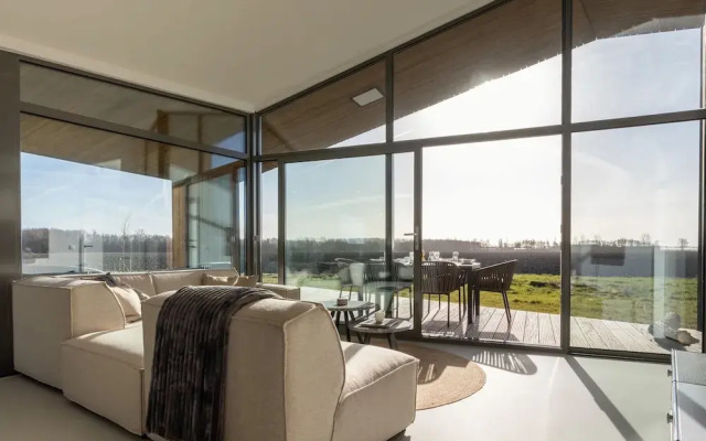 Beautiful Holiday Home With Terrace