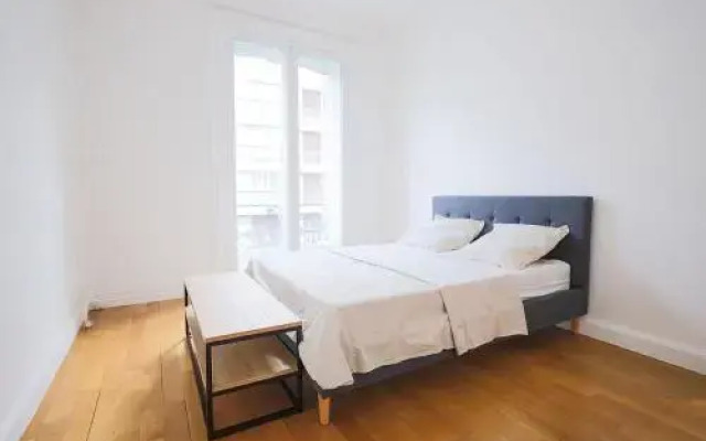 Arc De Triomphe, Avenue Des Champs-Elysées