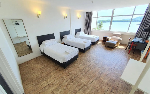 Riverine Garden Hotel