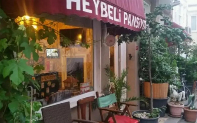 Selanikli Pansiyon Heybeliada