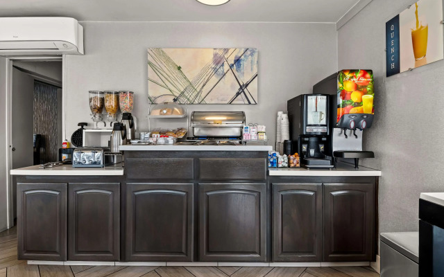 Best Western Los Alamitos Inn & Suites