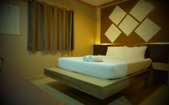 Golden House Hotel Sakaeo