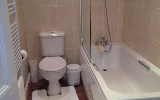 Whitethorn Bed and Breakfast