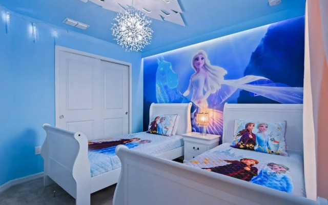 Spacious Family Getaway at Windsor Island Resort
