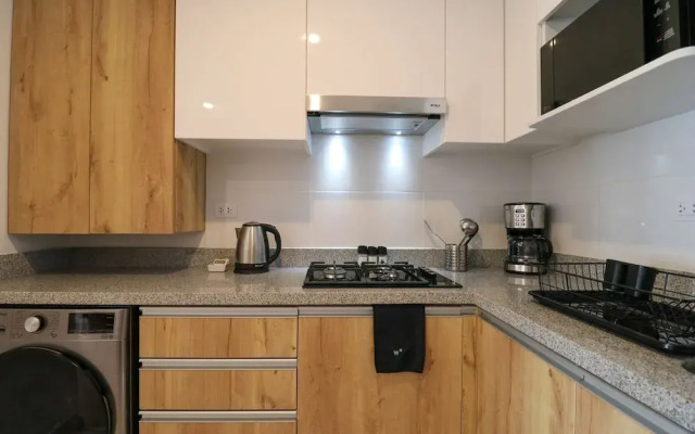 w Divine 2BR w Majestic Deco in Barranco