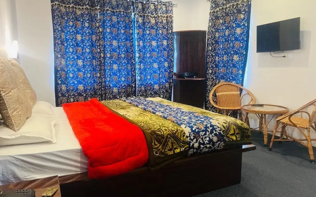 Hotel Golden Peak Sonamarg