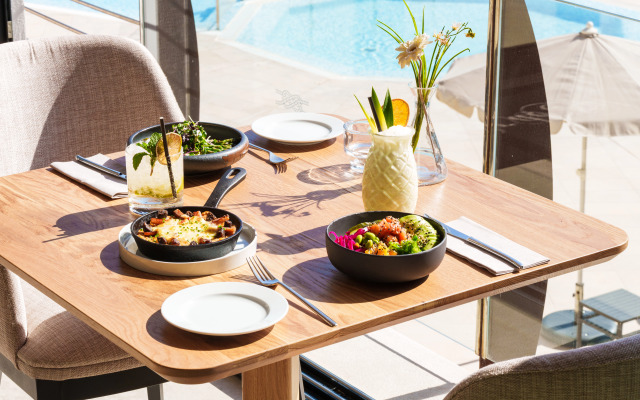 Bahía Suites Camp De Mar