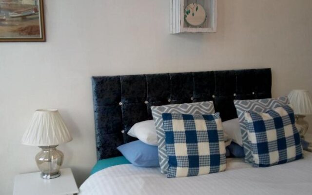 Douglas Guest House