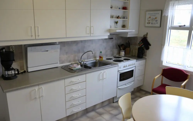 Blómsturvellir Holiday Home