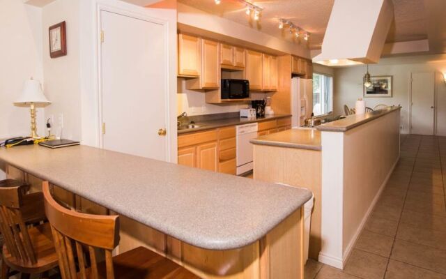 Park Avenue Condominiums by Identity Properties