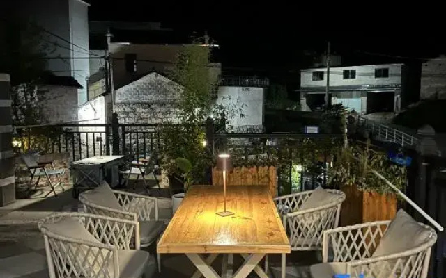 Jixi Xiyu Mountain House B&B