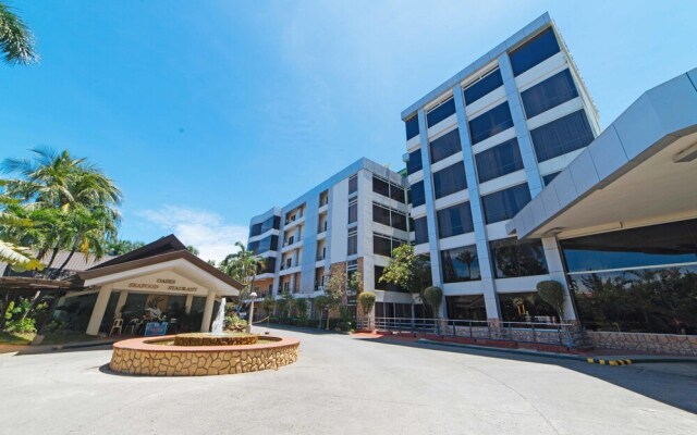 RedDoorz Premium @ The Ritz Garden Oases