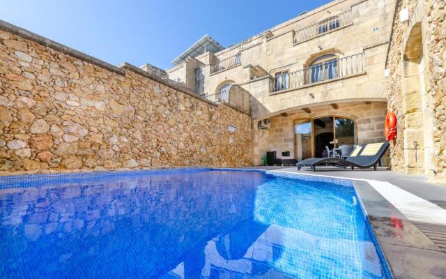 Gozo Villa Near Beach w Private Pool AC BBQ