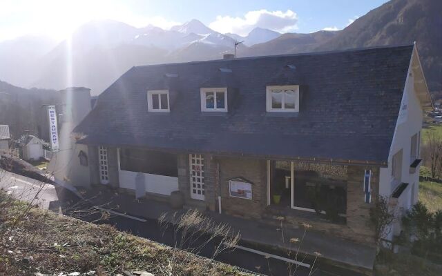 Hôtel Restaurant Les Cimes