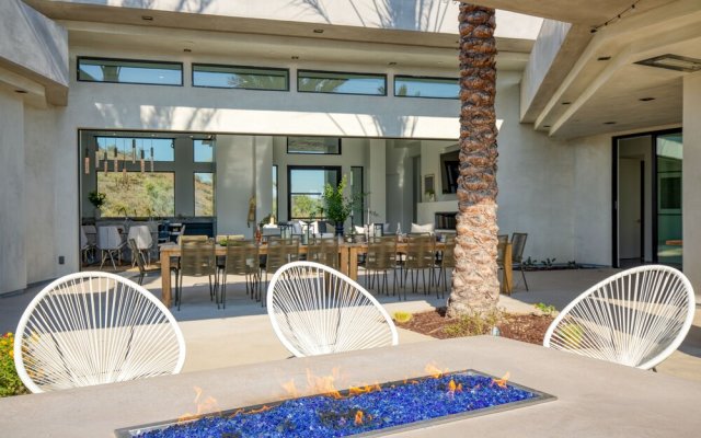 Oasis Del Sol By Avantstay Pool, Hot Tub, Views, Outdoor Dining, Open Spaced Living Area