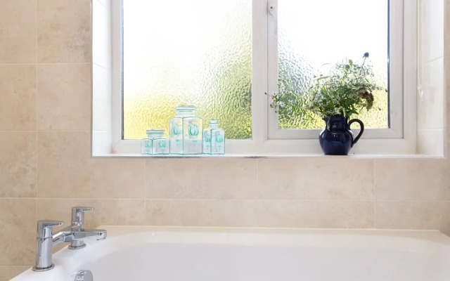 No. 78 Main Road Littleton