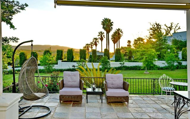 Val du Charron Wine and Leisure Estate Guesthouse