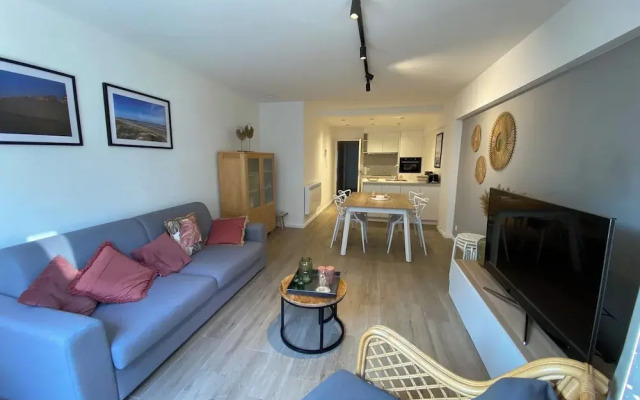 Apartment in Nieuwpoort With sea Beach