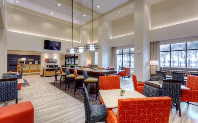 Hampton Inn & Suites Dallas/Plano-East