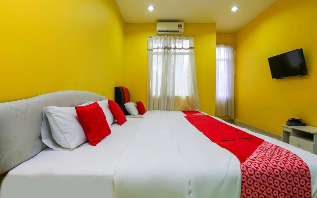 OYO 89933 Nun Hotel