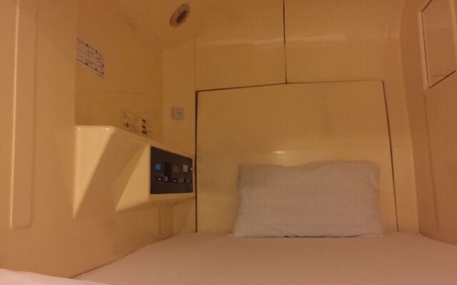 Capsule Inn Hamamatsucho