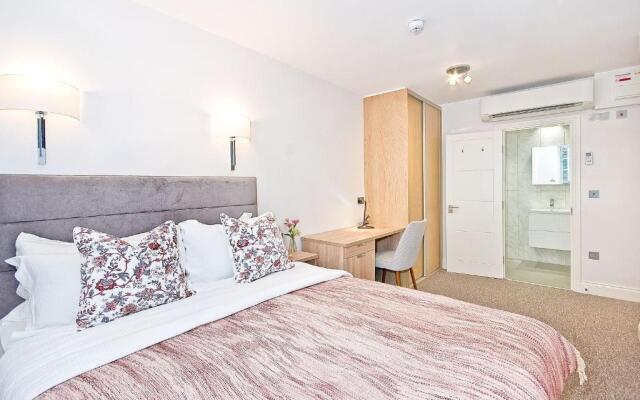 Eldon Chambers Pod 7 by City Living London