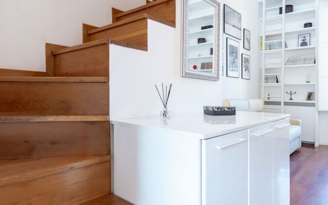 HouSmart San Mamolo 6