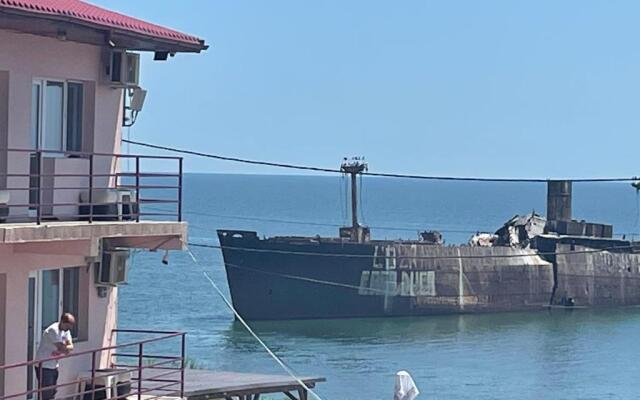 Casa Roman II by the sea